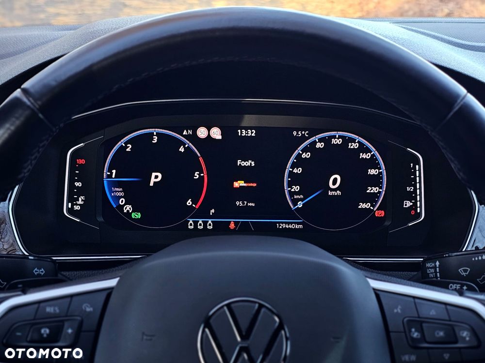 Volkswagen Passat - 8