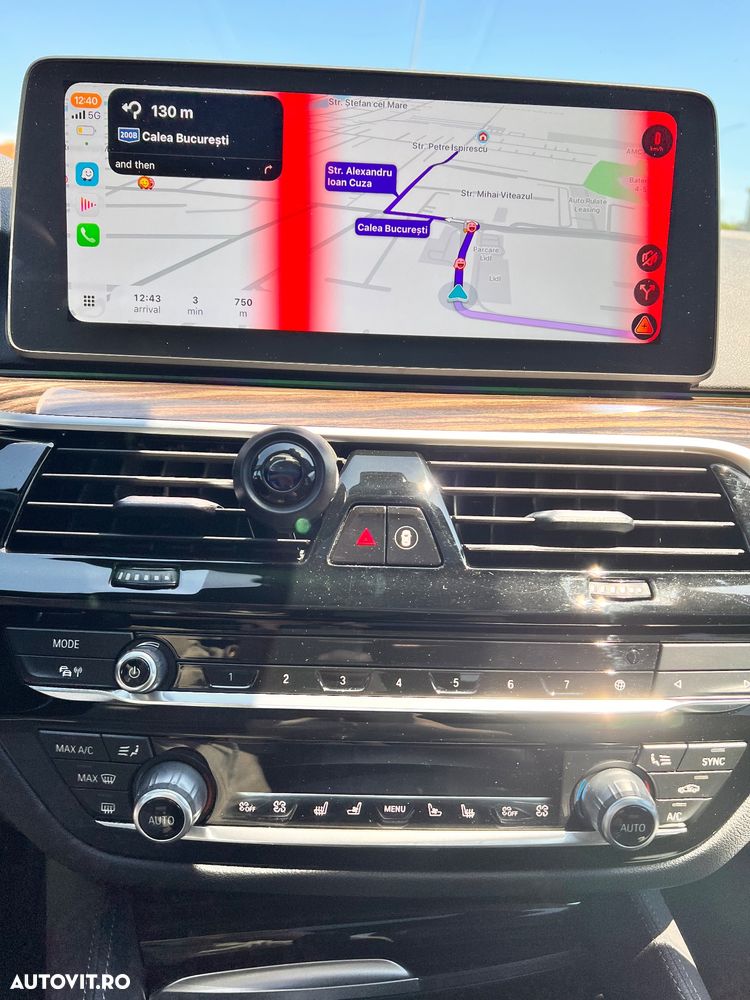BMW Seria 5 530i xDrive AT - 11