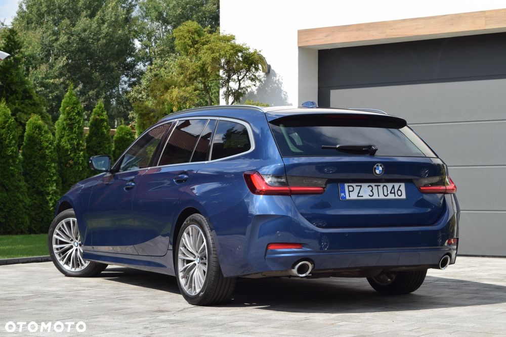 BMW Seria 3 320d xDrive Luxury Line sport - 4