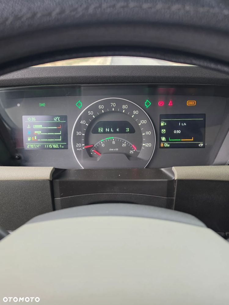 Volvo FH4 460 EURO 6 STANDARD AUTOMAT SALON PL KLIMA POSTOJOWA - 27