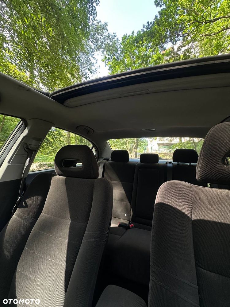 Honda Civic 1.8 Executive - 29