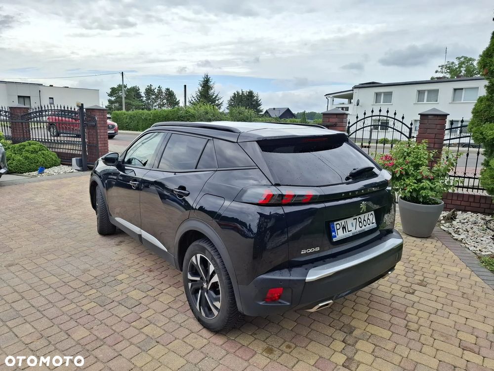 Peugeot 2008 PureTech 130 EAT8 GT - 5