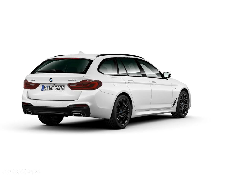 BMW Seria 5 520d xDrive mHEV M Sport sport - 4