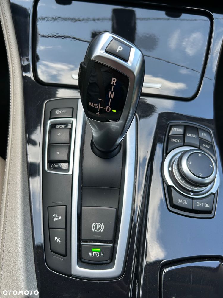 BMW Seria 5 530d xDrive - 17