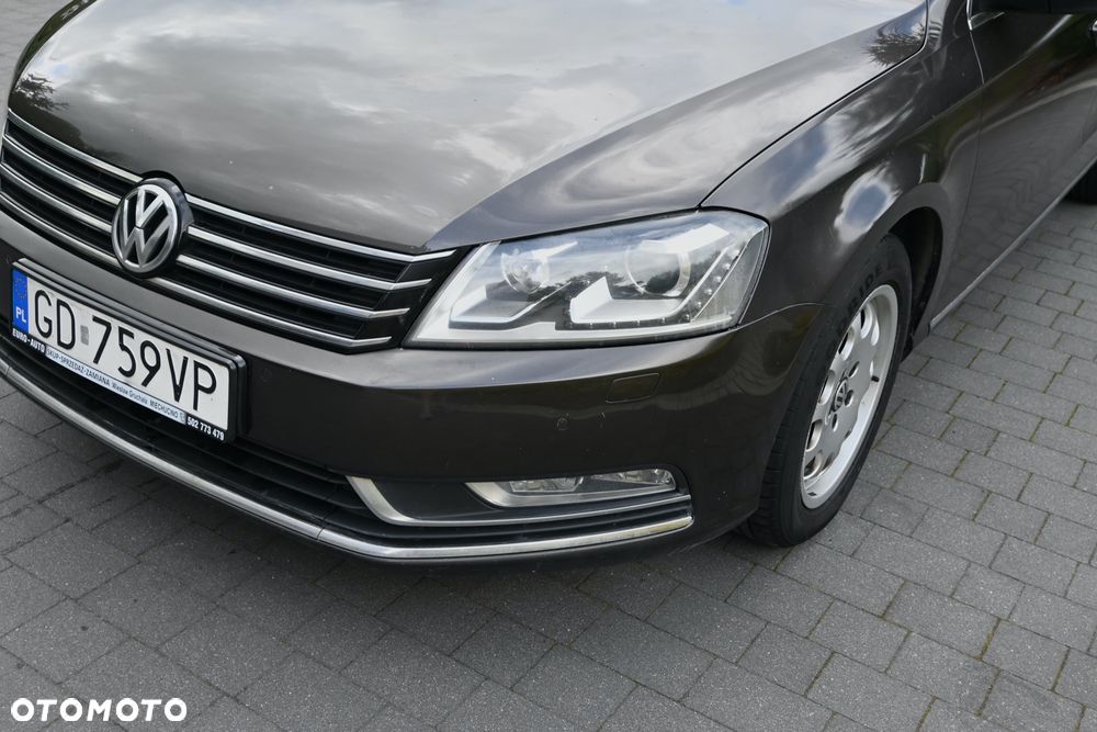 Volkswagen Passat 2.0 TDI Highline - 38