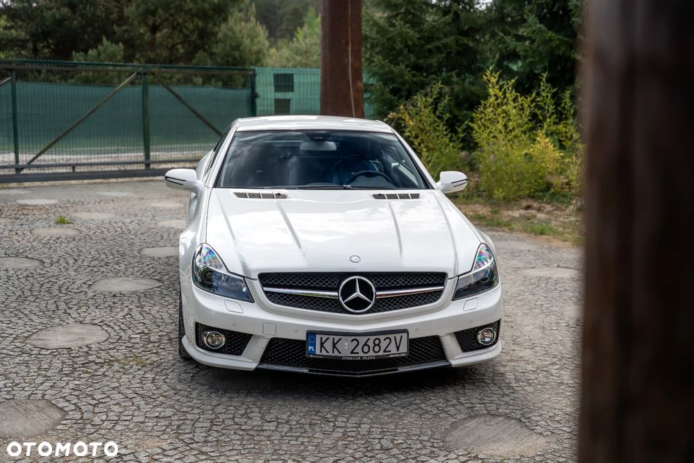 Mercedes-Benz SL 63 AMG - 19