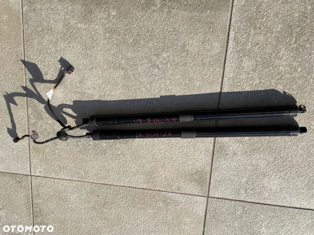 VOLVO XC40 II 2017+ SILOWNIK KLAPY LEWY PRAWY ORYGINAŁ 32296296 32296297OEM - 1