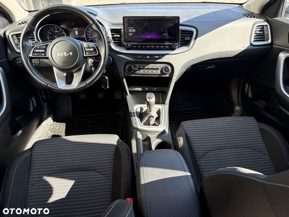 Kia Ceed - 19