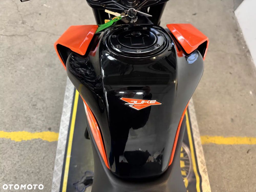 KTM Duke - 28