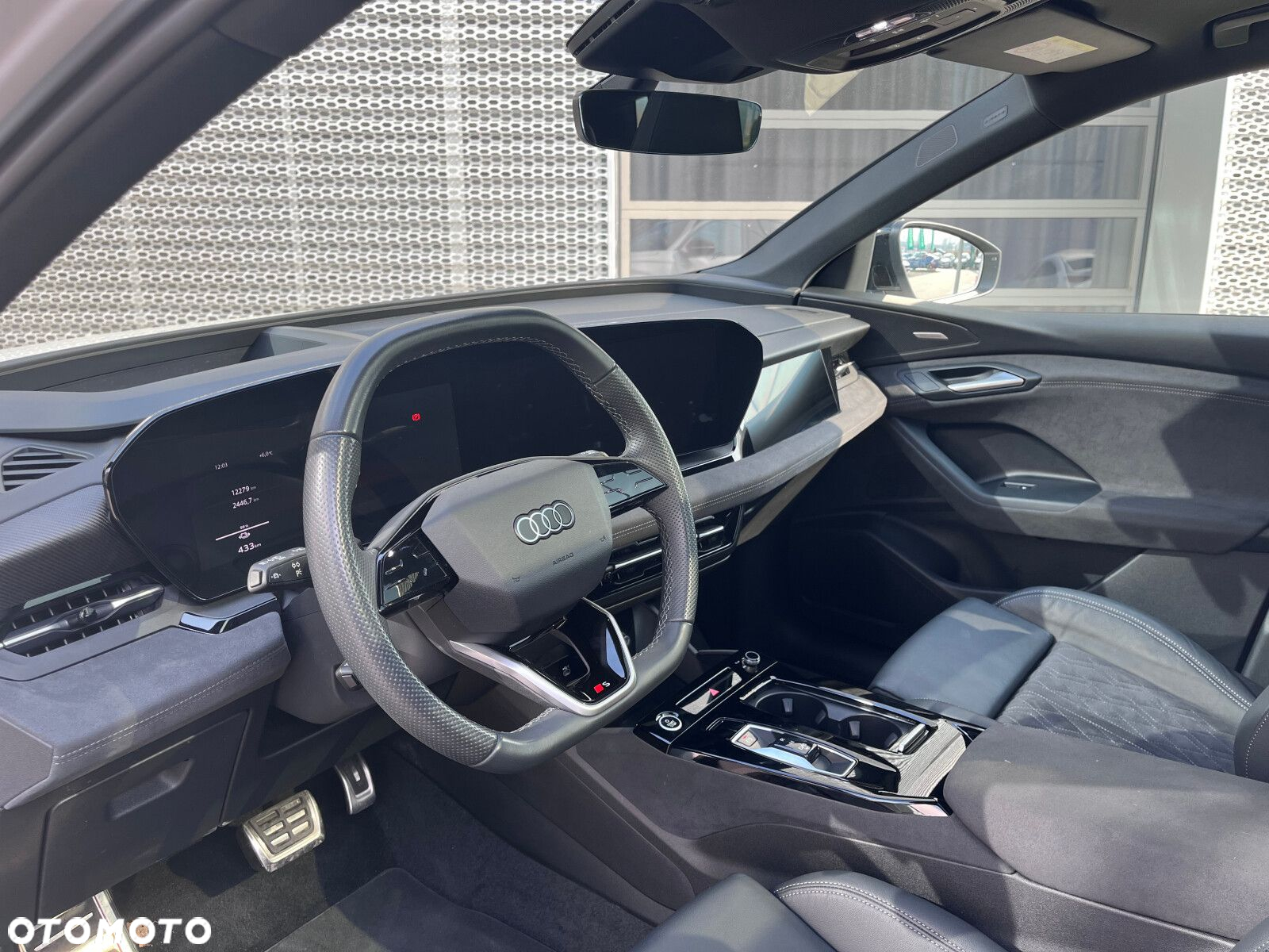 Audi Q6 e-tron - 9