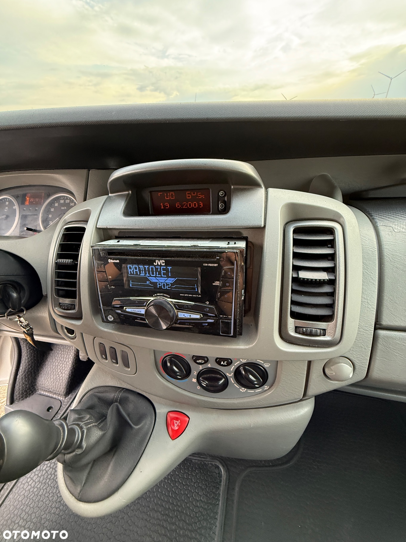 Opel Vivaro - 15