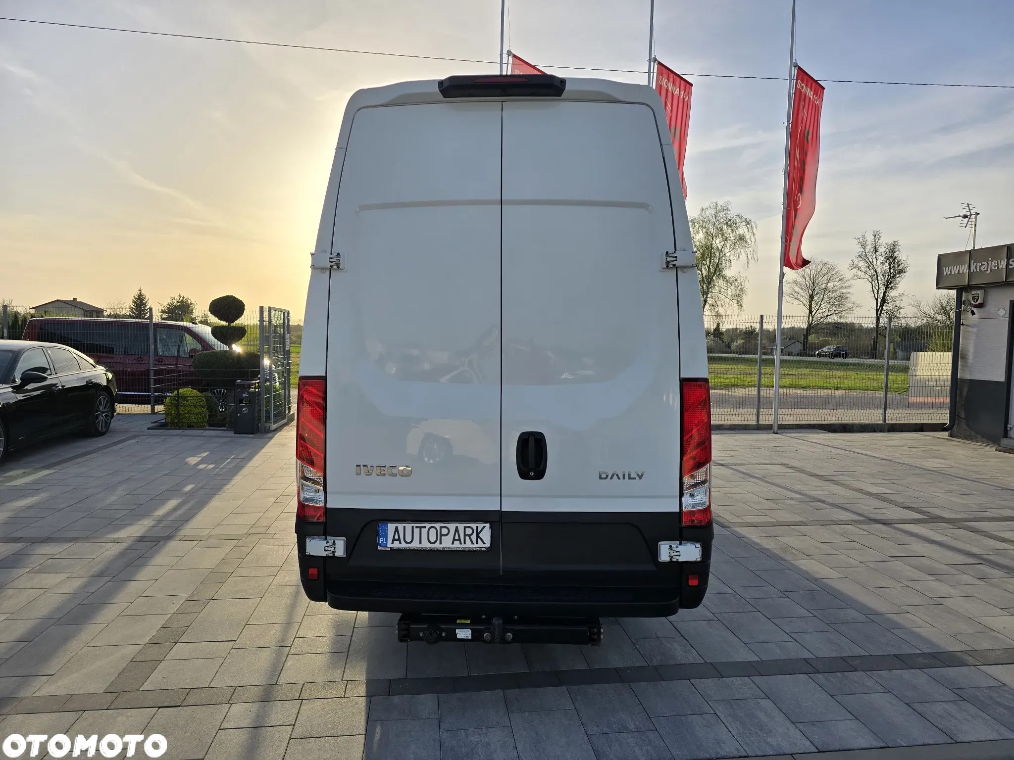Iveco Daily 35S18  180KM Maxi L4H3 - 17