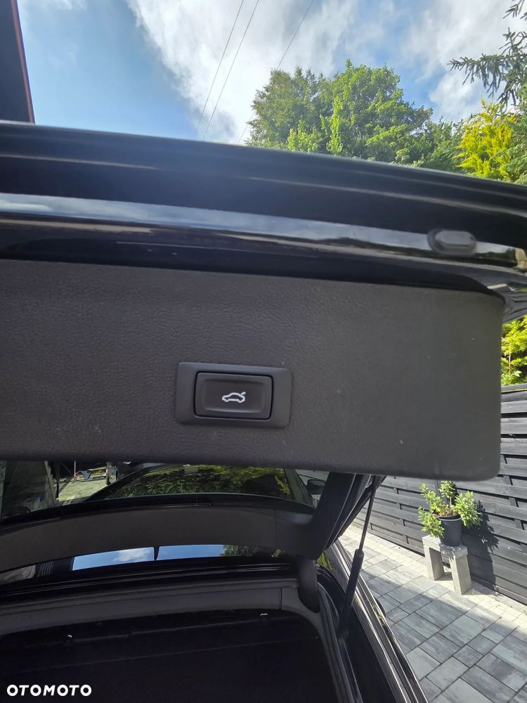 Audi A4 Avant 2.0 TDI DPF clean diesel S line Sportpaket - 20