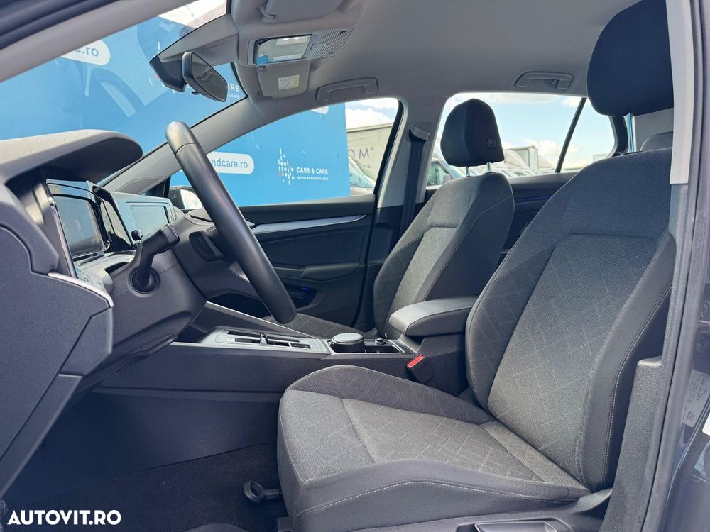 VOLKSWAGEN Golf 2023 — imagine 7