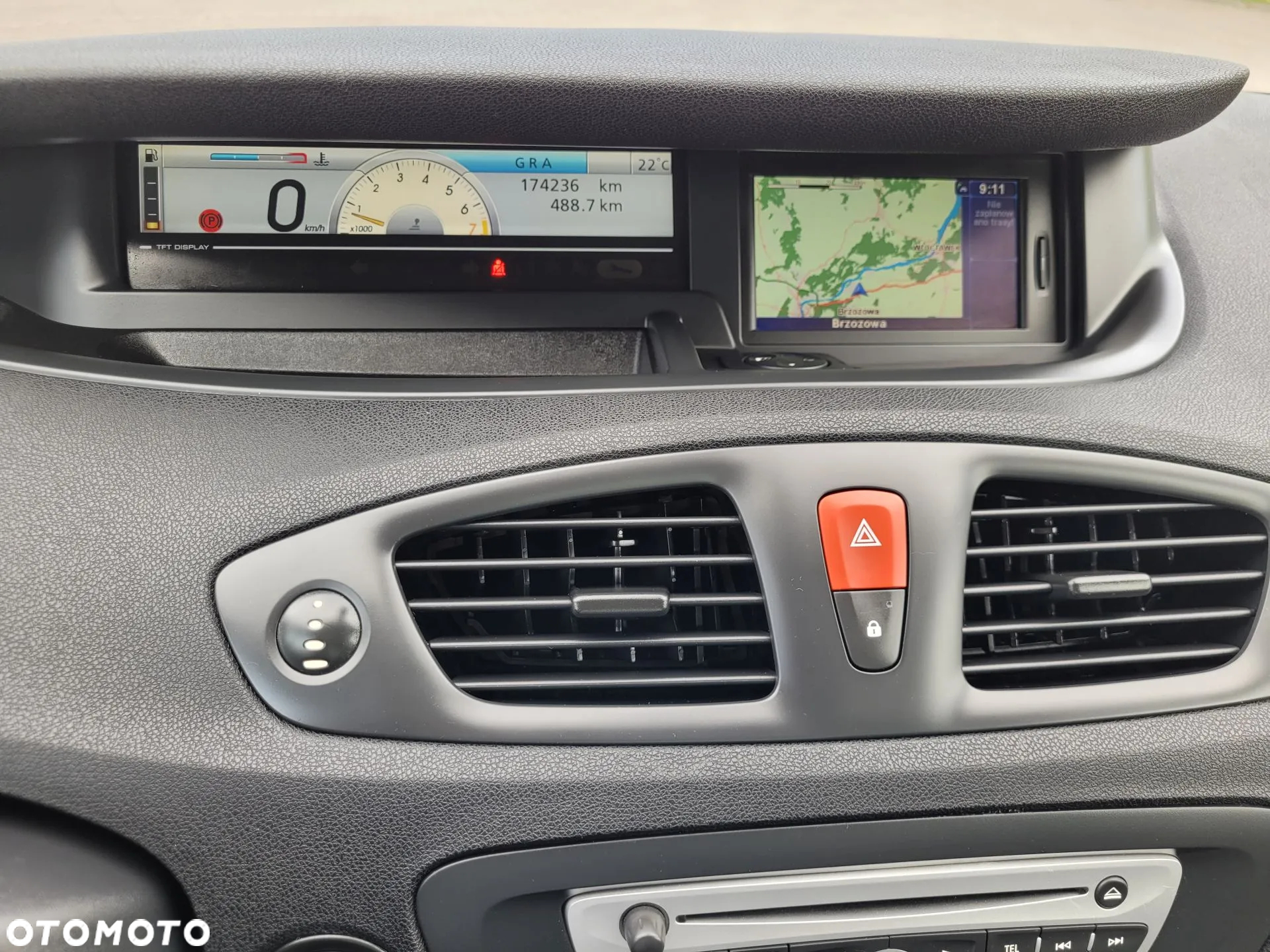 Renault Scenic - 32