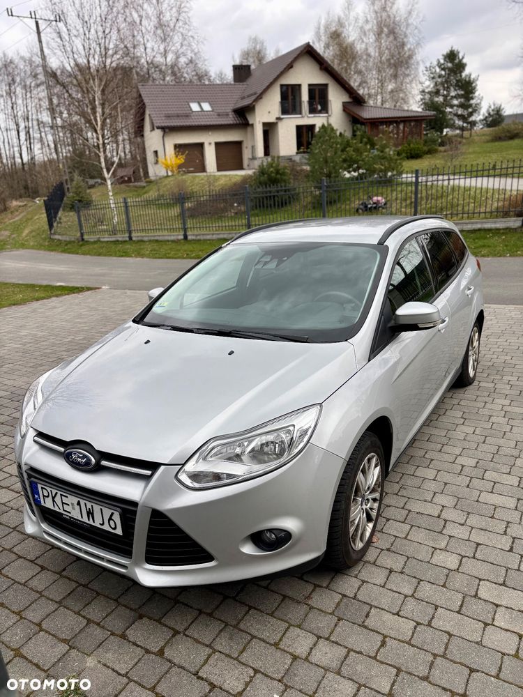 Ford Focus 1.6 Ambiente - 1
