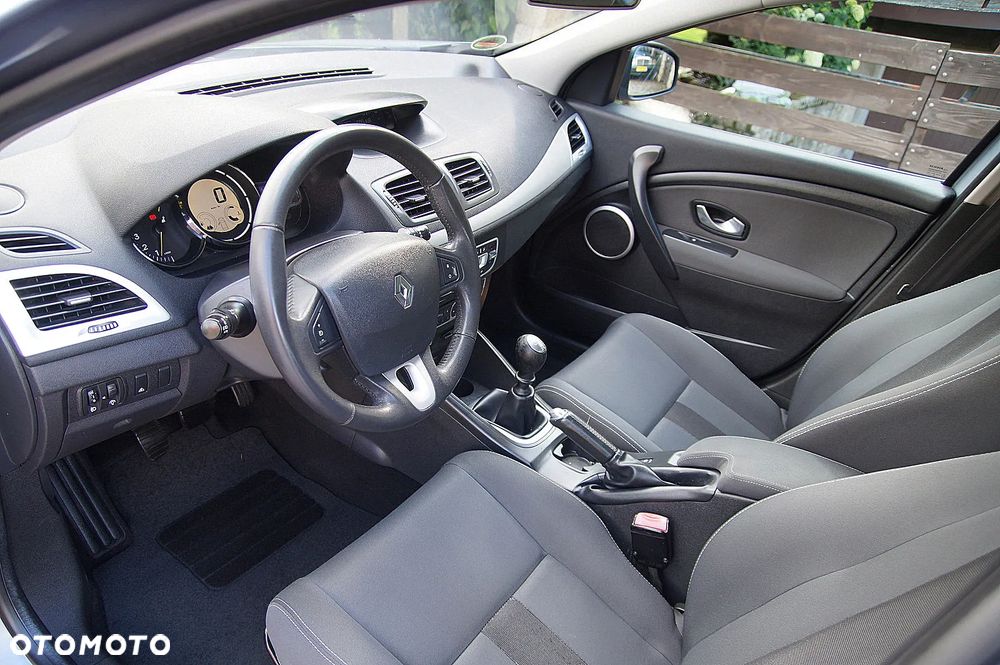 Renault Megane 1.6 16V 110 Dynamique - 11