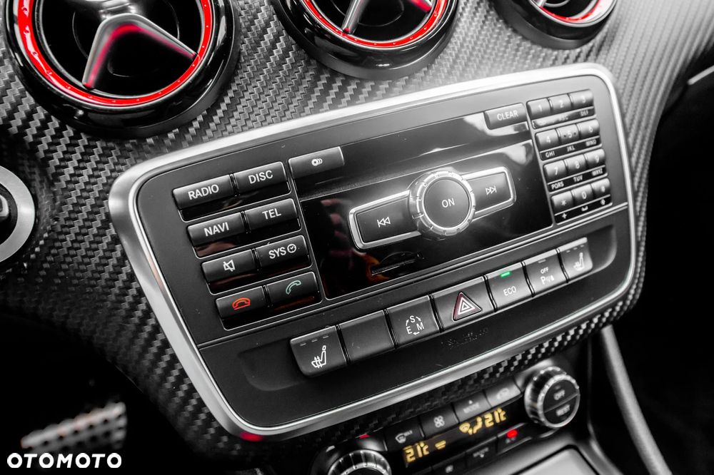 Mercedes-Benz Klasa A 250 (BlueEFFICIENCY) 7G-DCT AMG Sport - 30