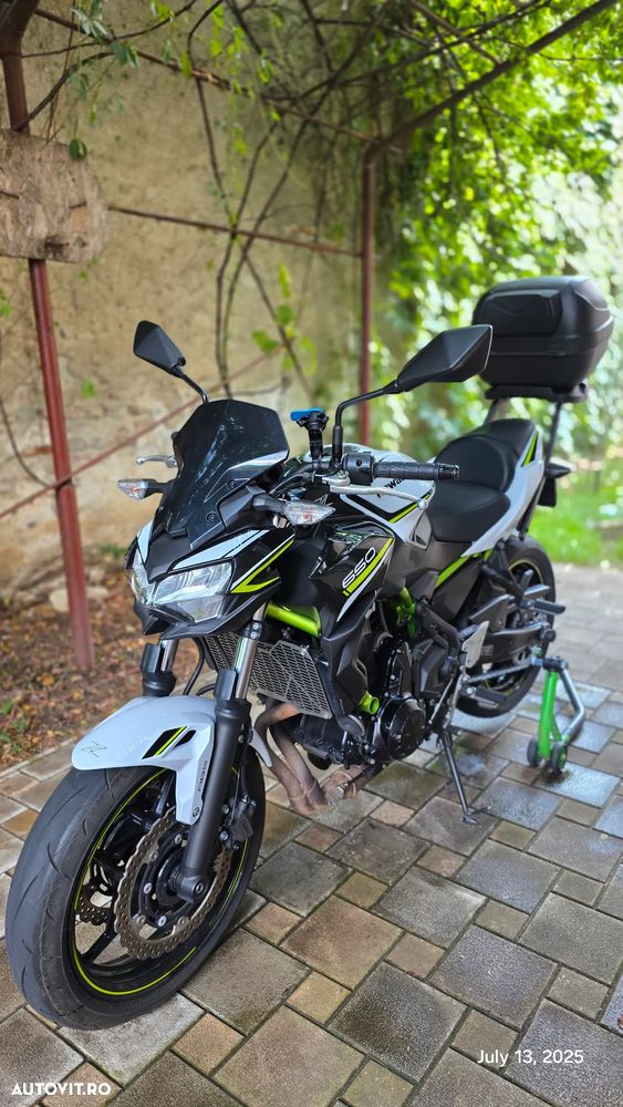 Kawasaki Z 650 - 11