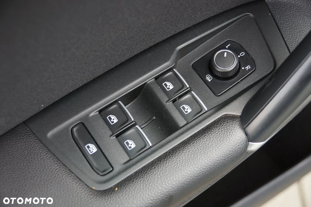 Volkswagen Tiguan 2.0 TDI SCR 4MOTION (BlueMotion Techn.) DSG Highline - 23