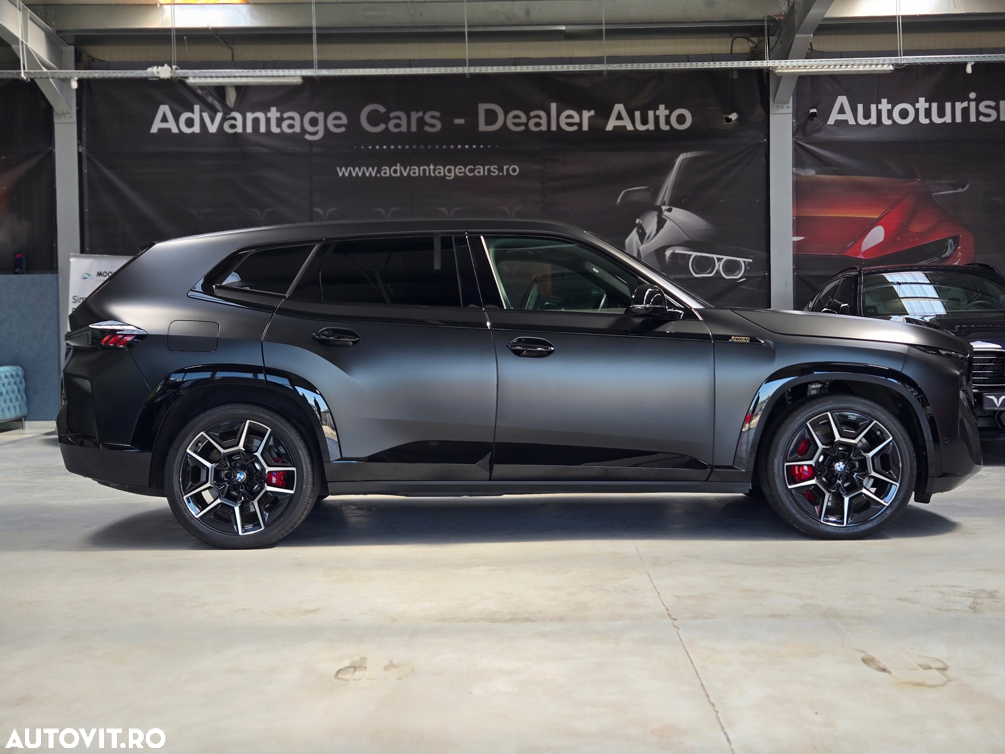 BMW XM - 7