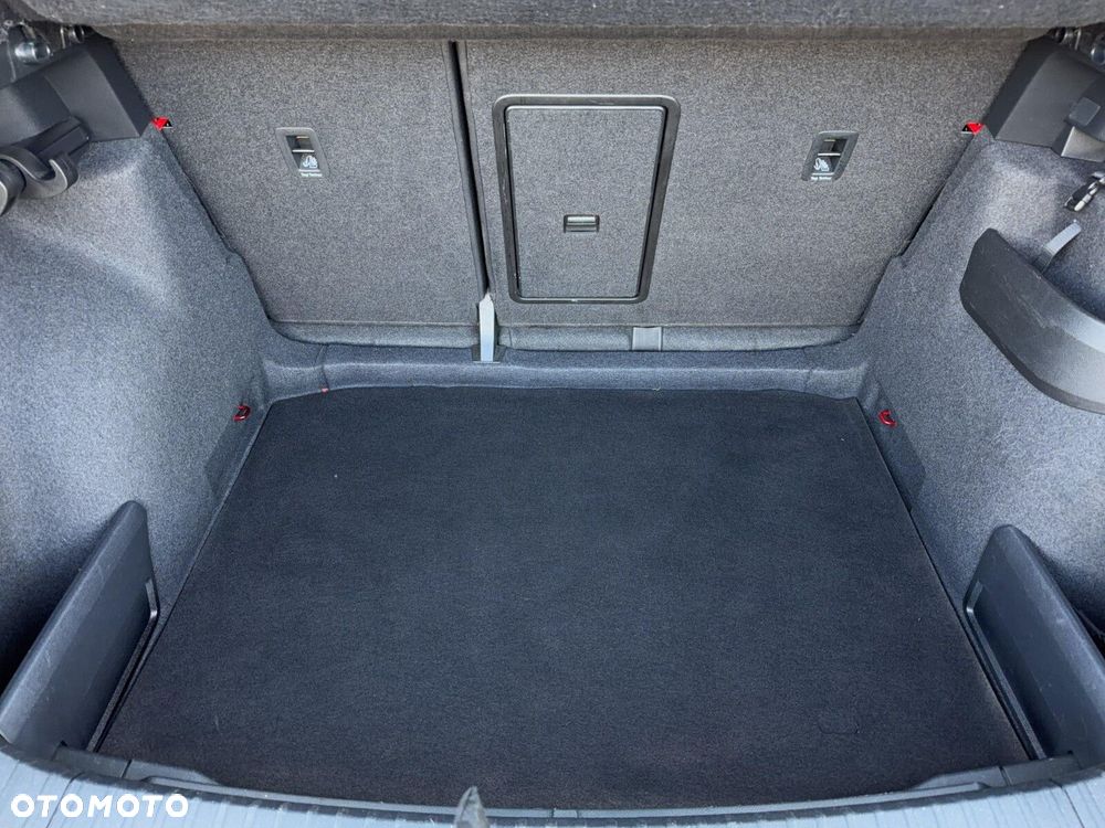 Skoda Karoq 1.5 TSI ACT 4x2 Sportline DSG - 37