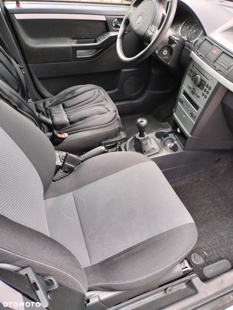 Opel Meriva - 10
