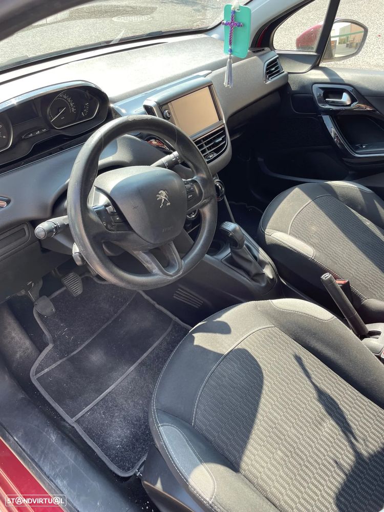 Peugeot 208 1.6 BlueHDi Style - 6