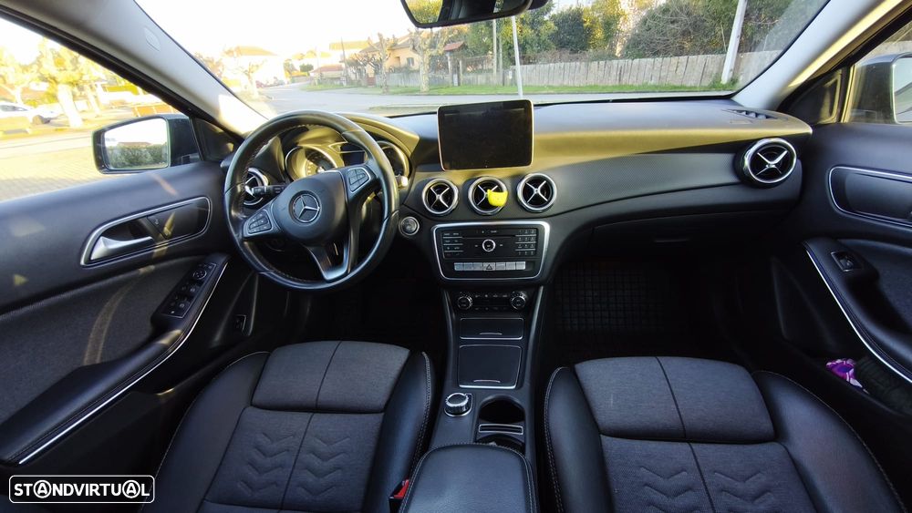 Mercedes-Benz CLA 180 d 7G-DCT - 3