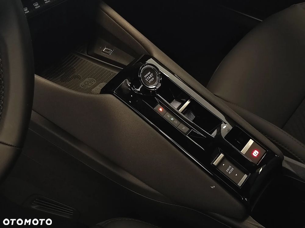 Alfa Romeo Junior 1.2 mHEV Ibrida Speciale eDCT - 17