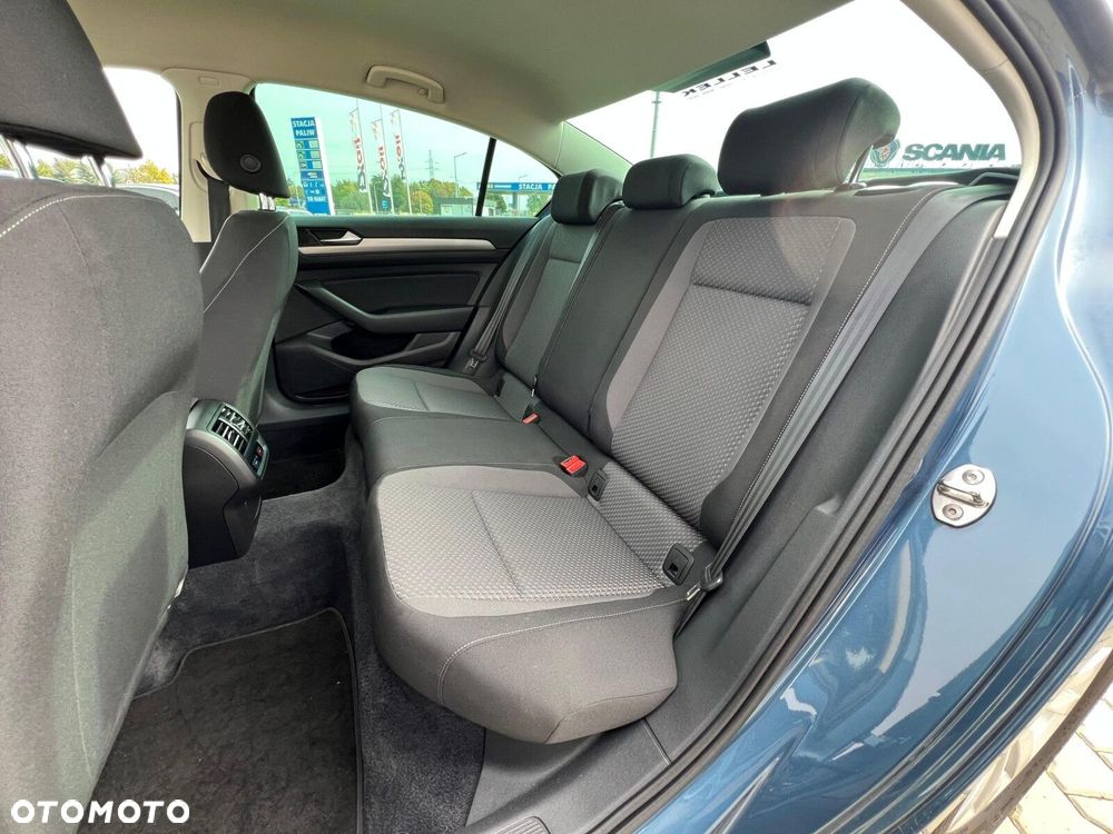 Volkswagen Passat 1.4 TSI BMT Trendline - 14