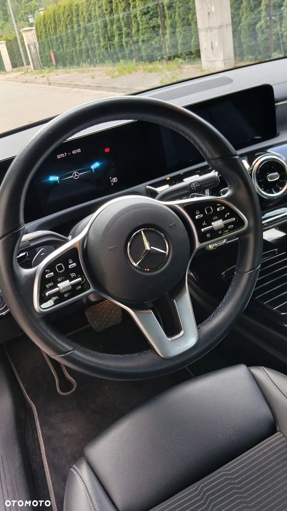 Mercedes-Benz CLA 200 Progressive 7G-DCT - 13