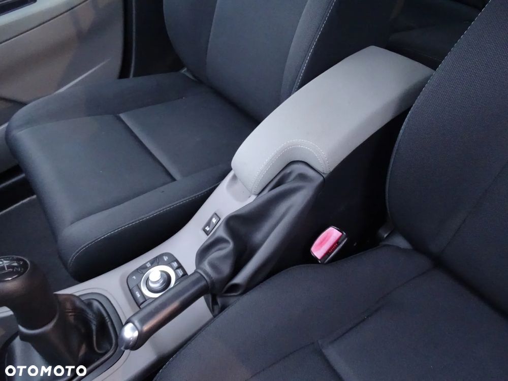 Renault Megane 1.6 16V 100 TomTom Edition - 25