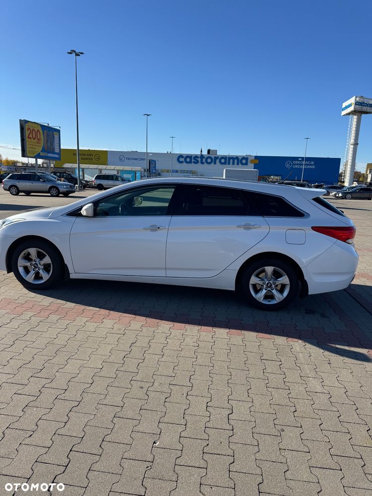 Hyundai i40 1.7 CRDi Comfort + - 5