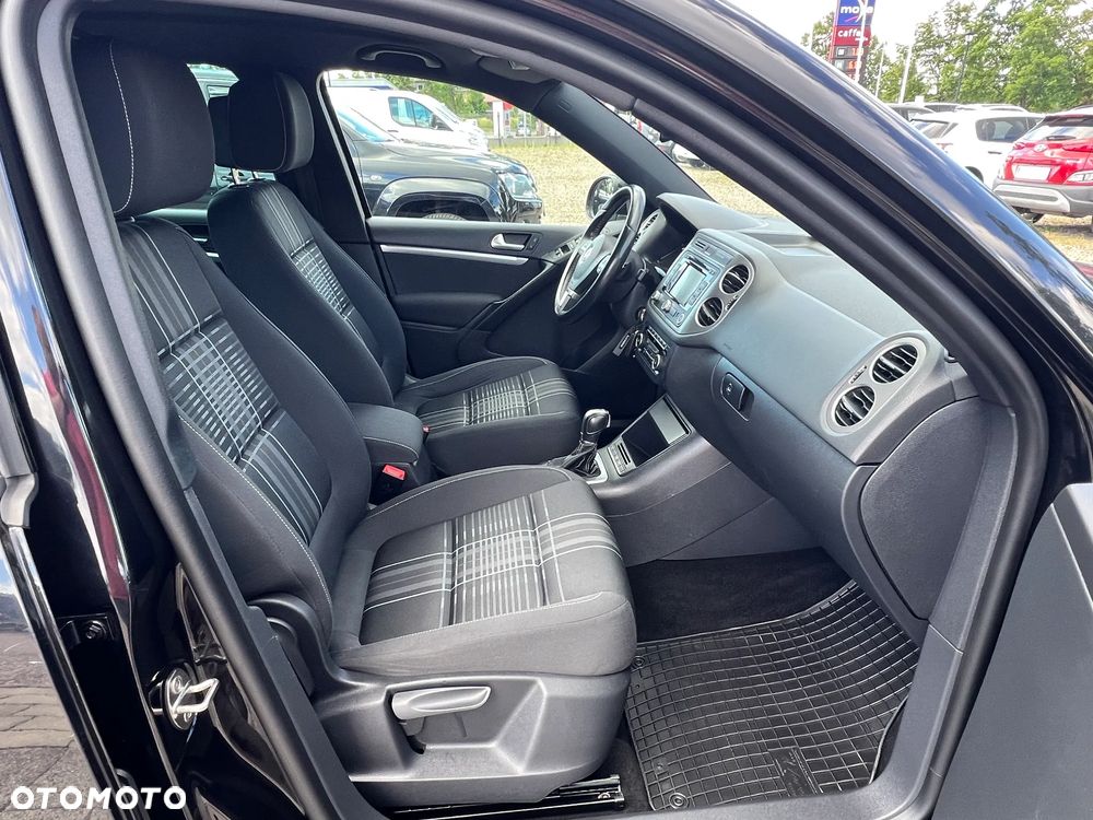 Volkswagen Tiguan 2.0 TSI 4Motion DSG Lounge Sport & Style - 26