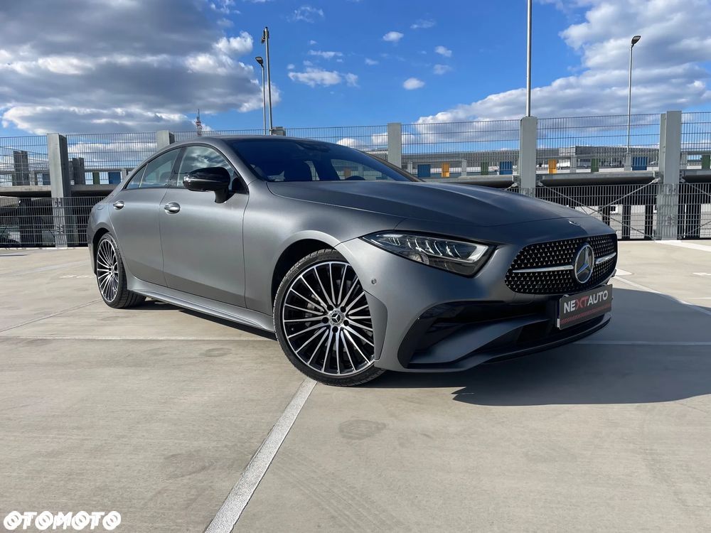 Mercedes-Benz CLS 300 d 4Matic 9G-TRONIC AMG Line - 4