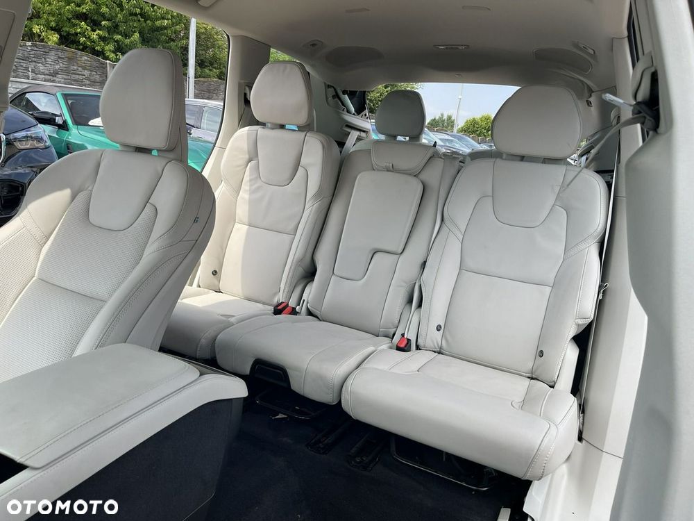 Volvo XC 90 B5 B AWD Plus Bright 7os - 16