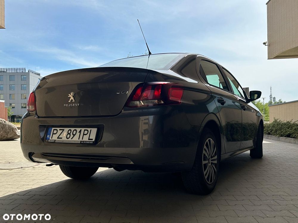Peugeot 301 1.6 VTi Active - 9