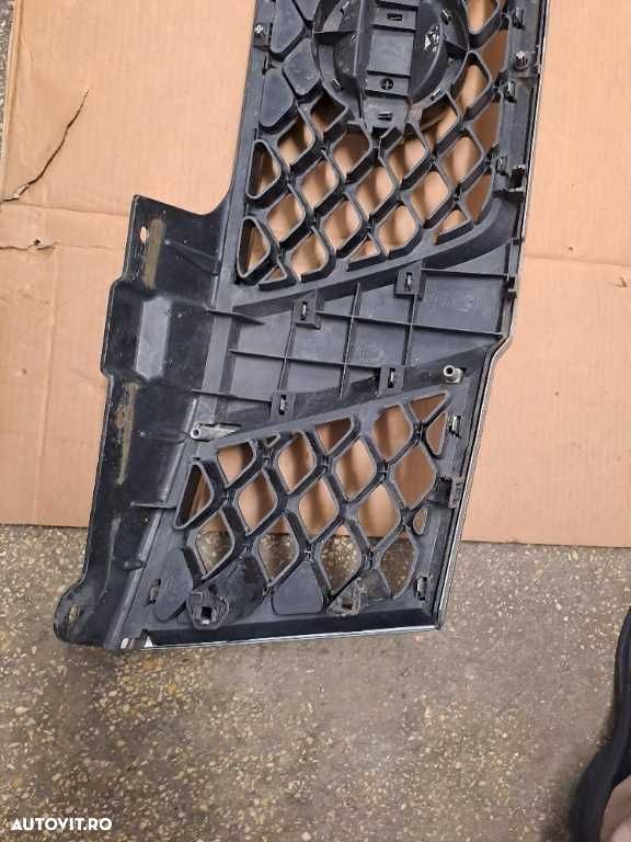Grila radiator Nissan Navara D40 cod 2310EB400 - 6