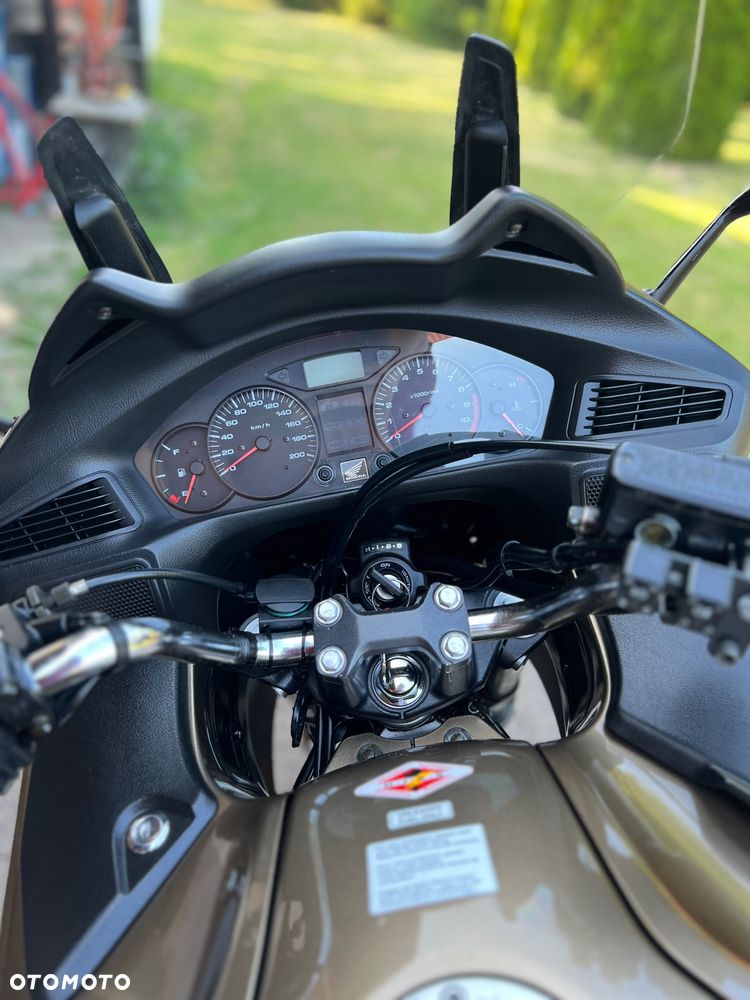Honda NTV - 21