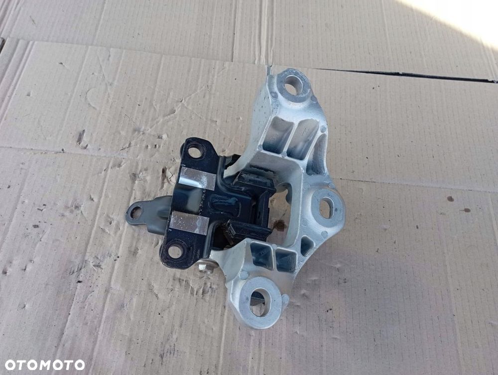 MAZDA CX3 CX-3 2.0 B ŁAPA PODUSZKA SILNIKA - 2