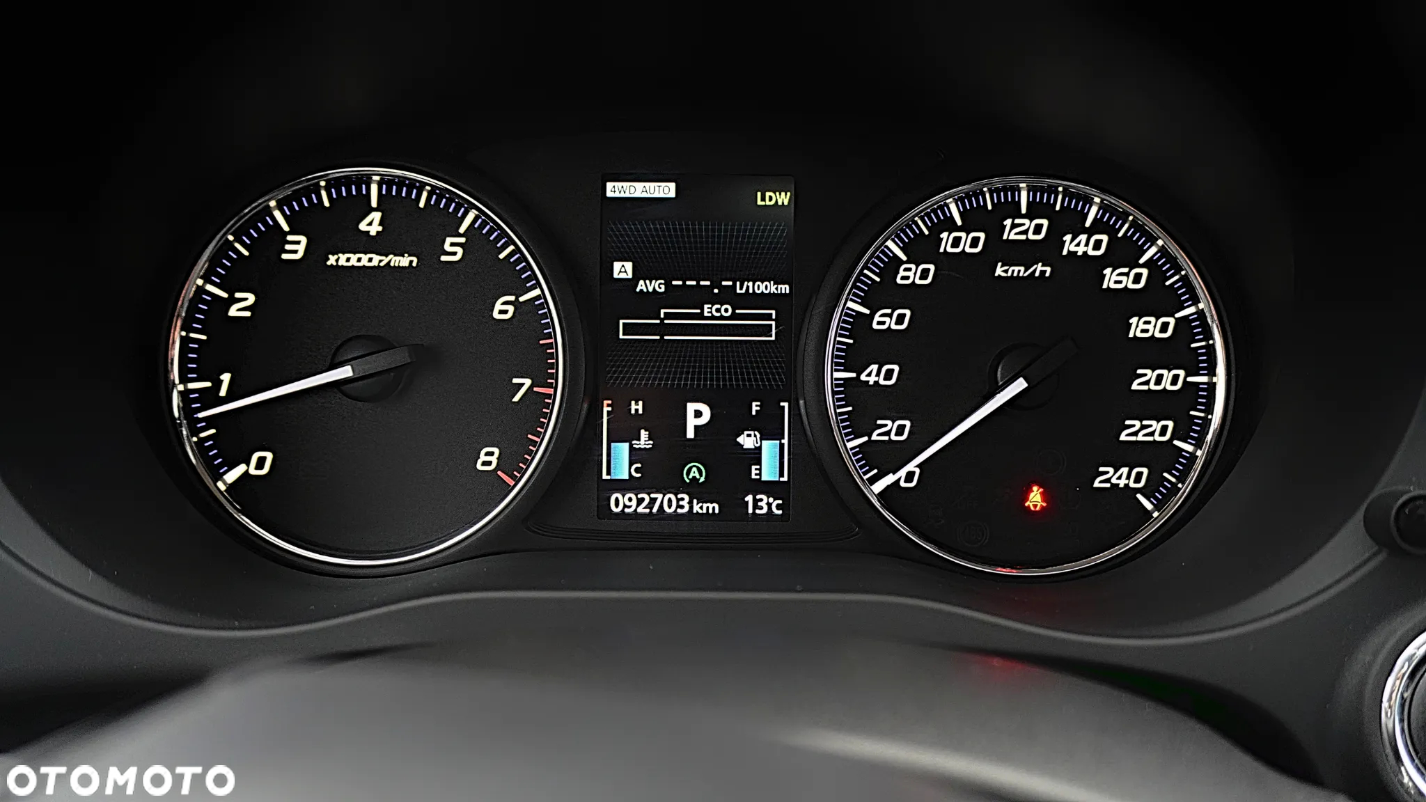 Mitsubishi Outlander 2.0 Intense + Navi 4WD CVT - 19