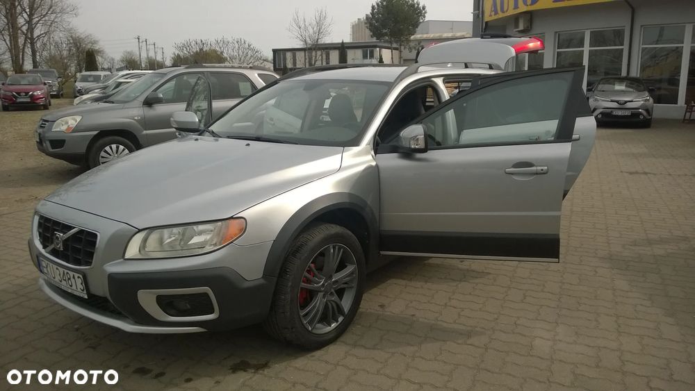 Volvo XC 70 D5 AWD Momentum - 15