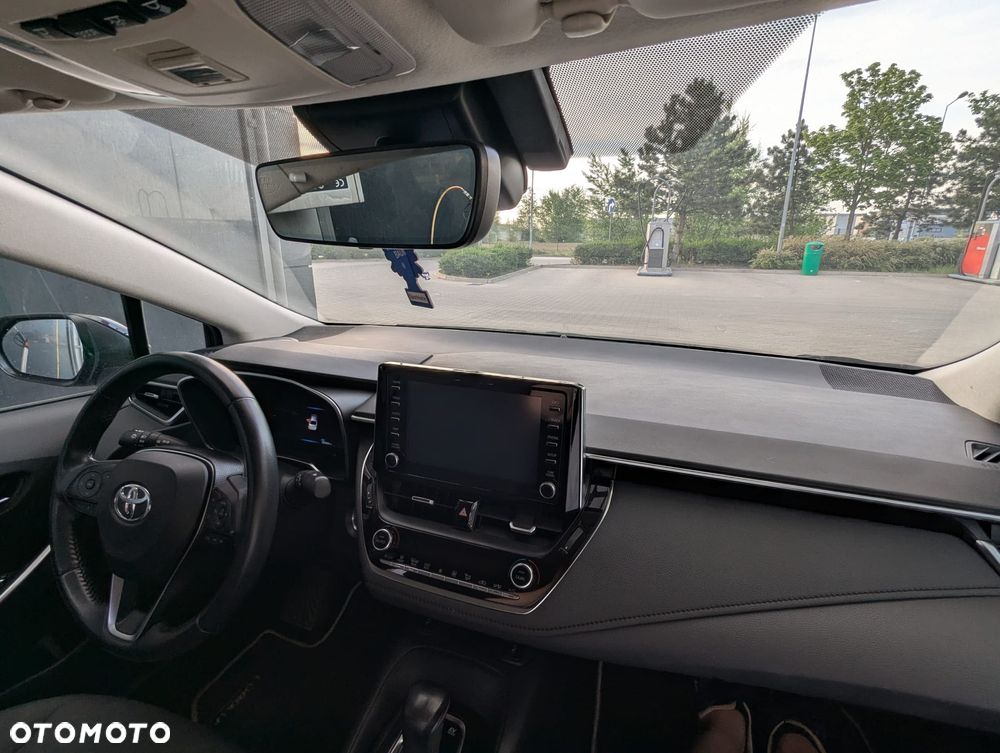 Toyota Corolla - 1