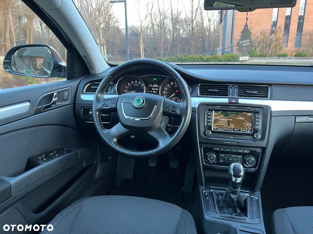 Skoda Superb 2.0 TDI Exclusive - 22