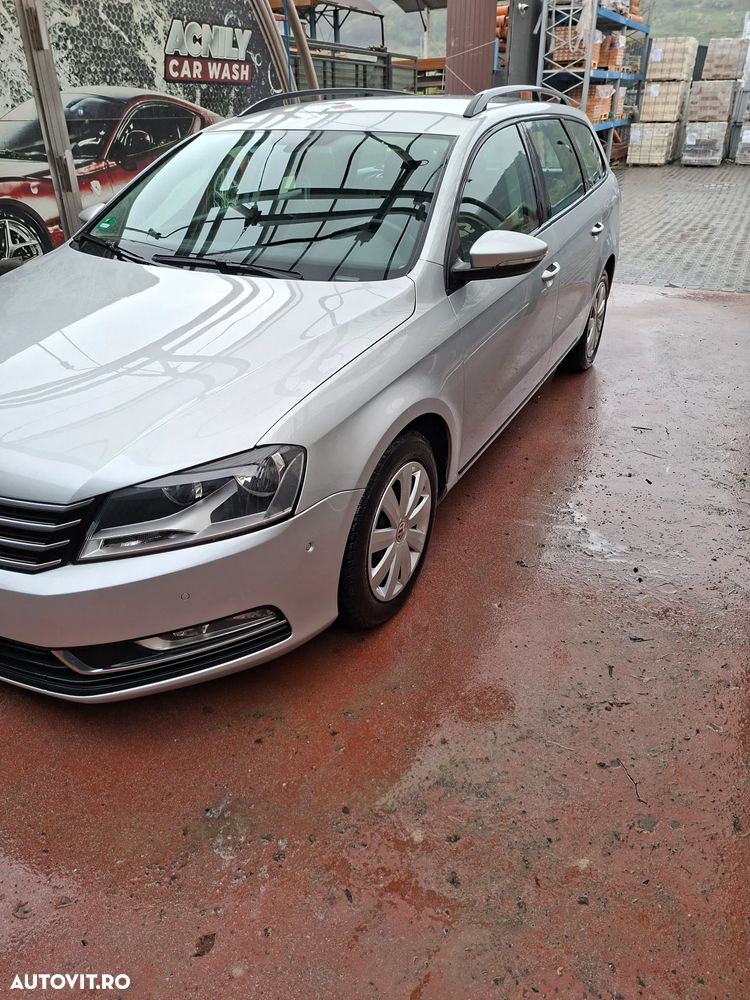 Volkswagen Passat 2.0 TDI DPF Comfortline - 2
