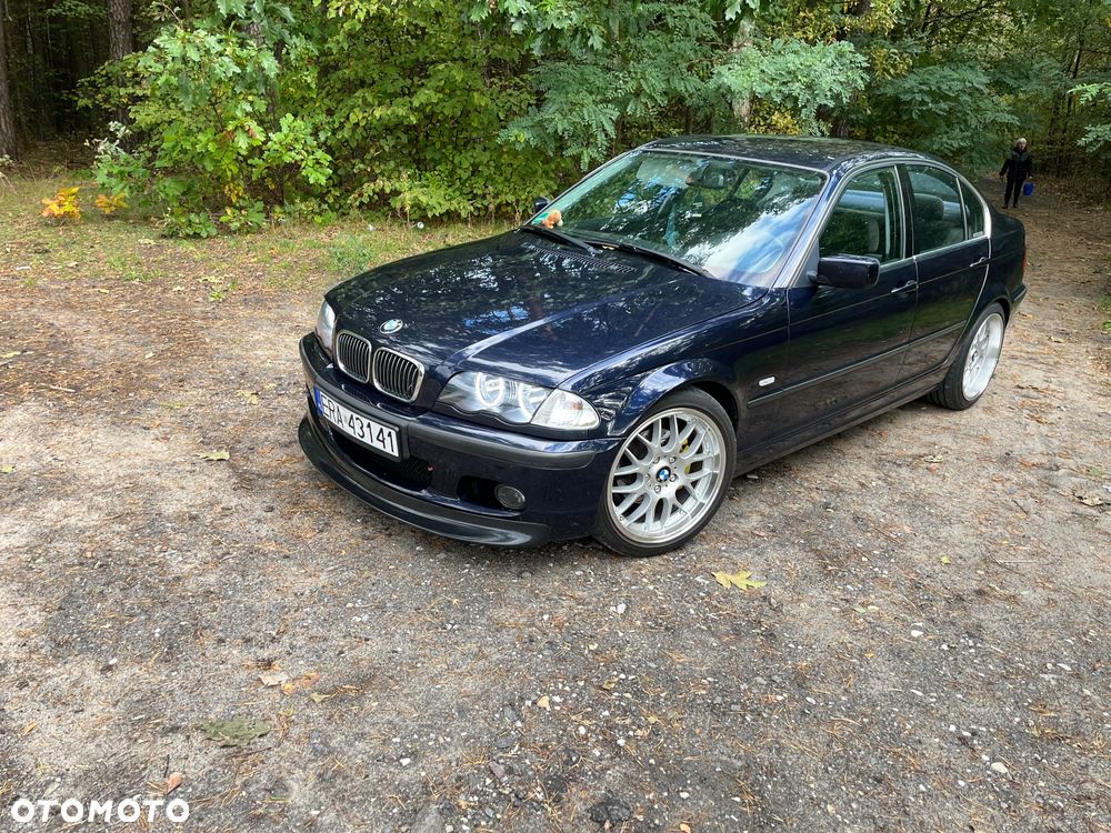 BMW Seria 3 320i - 4