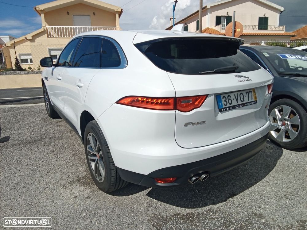 Jaguar F-Pace 2.0 i4D Prestige - 8