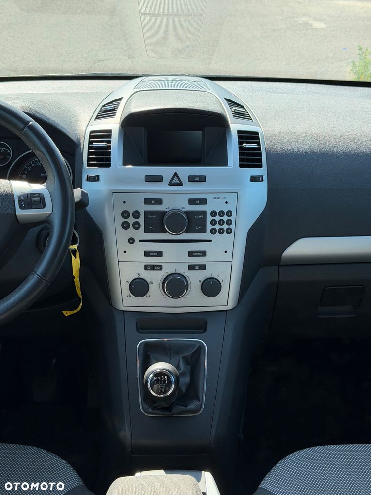 Opel Zafira 1.8 Family Plus - 19