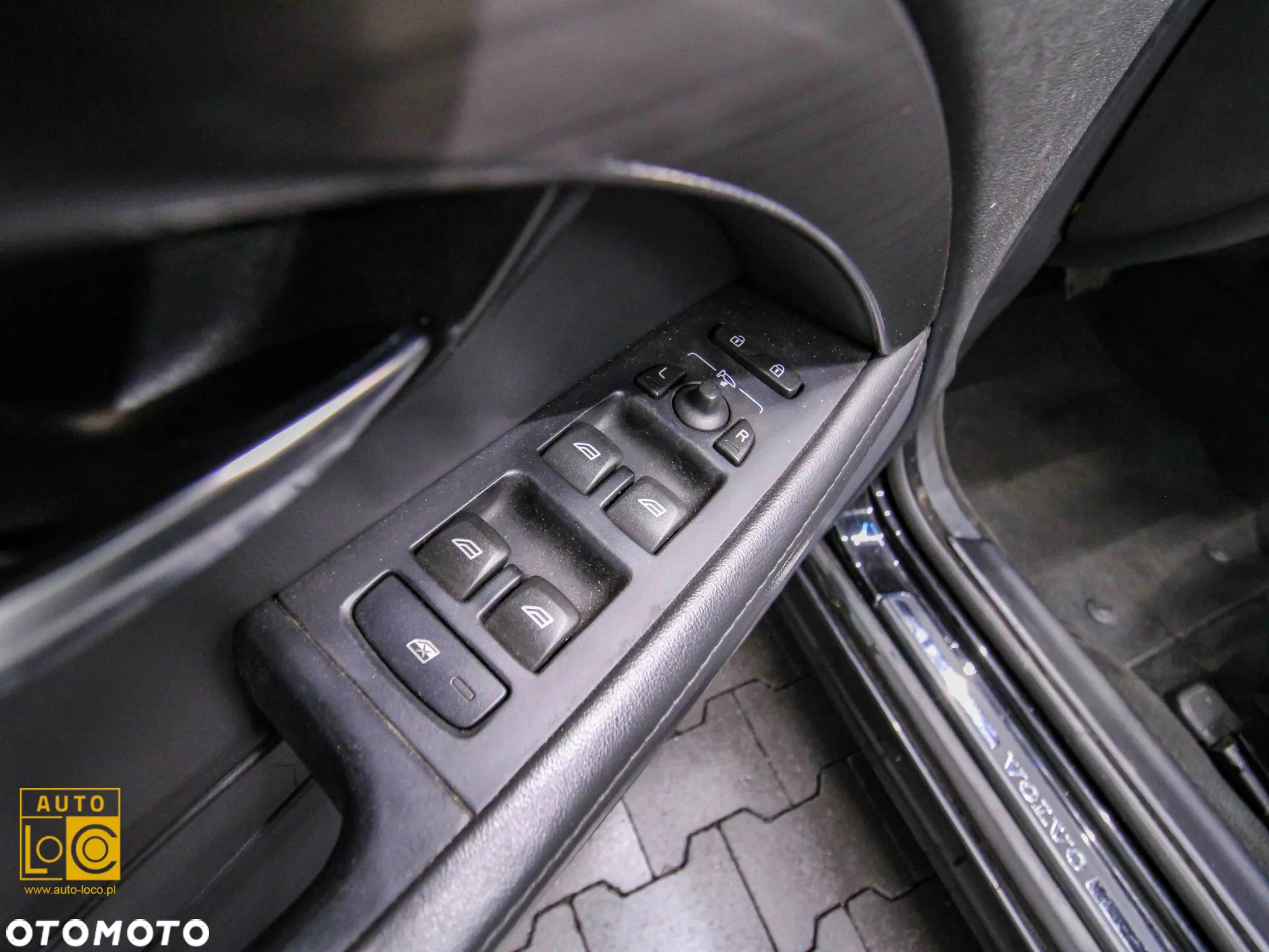 Volvo V70 T5 Geartronic Momentum - 17
